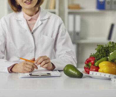 nutritionist vs dietitian and how to get visits covered by insurance